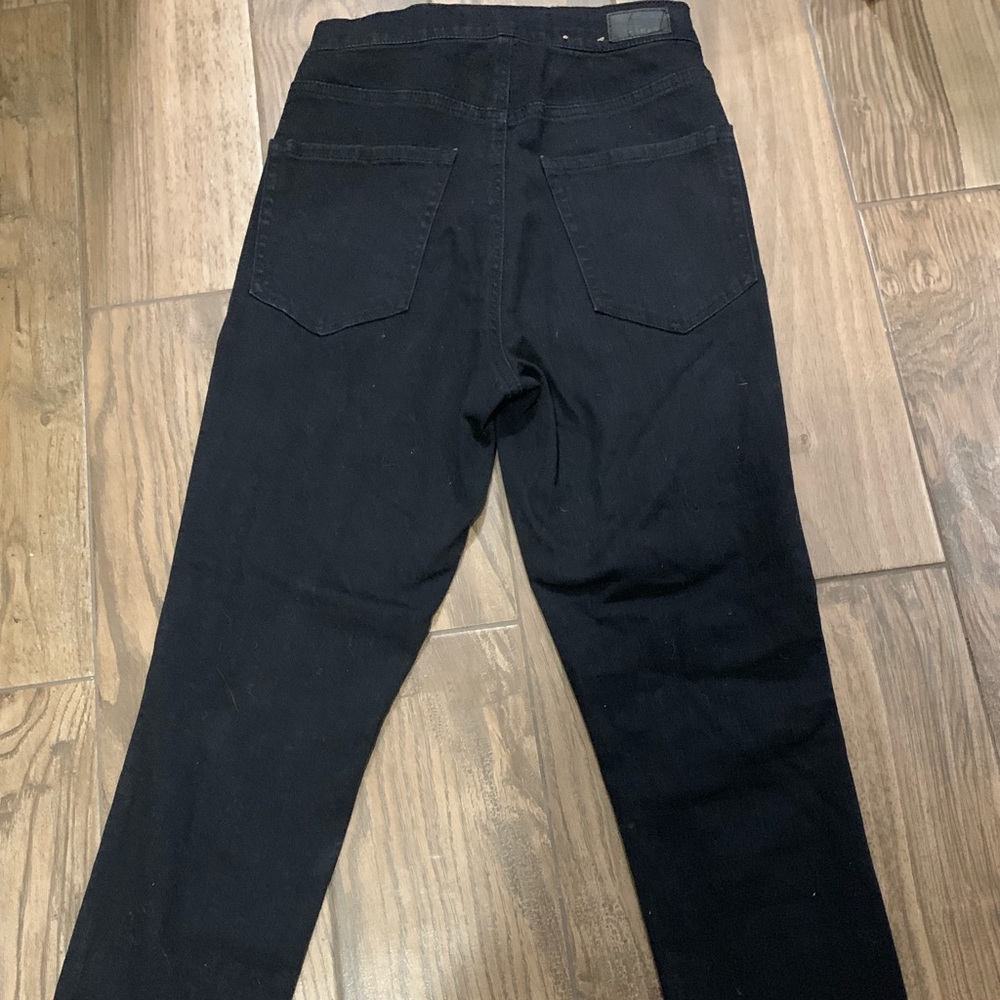 Jeans - Picture 3 of 4